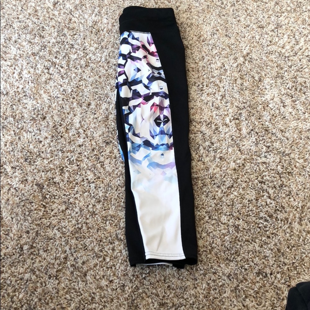 Capris - Picture 2 of 3